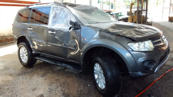Pajero Dakar 2018 3.2 4x4 Automatico - Imagem 2